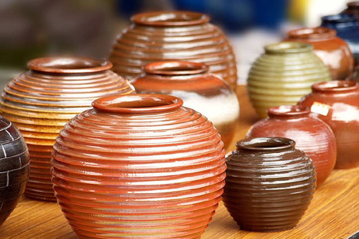 Pottery And Ceramics Indulge In High Quality Pottery In Mesmerizing 